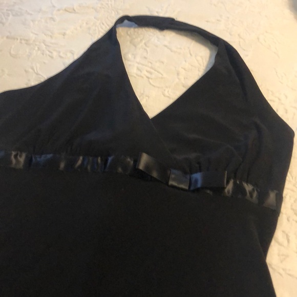 Juniors black halter dress size 9/10 with tulle - Picture 3 of 5